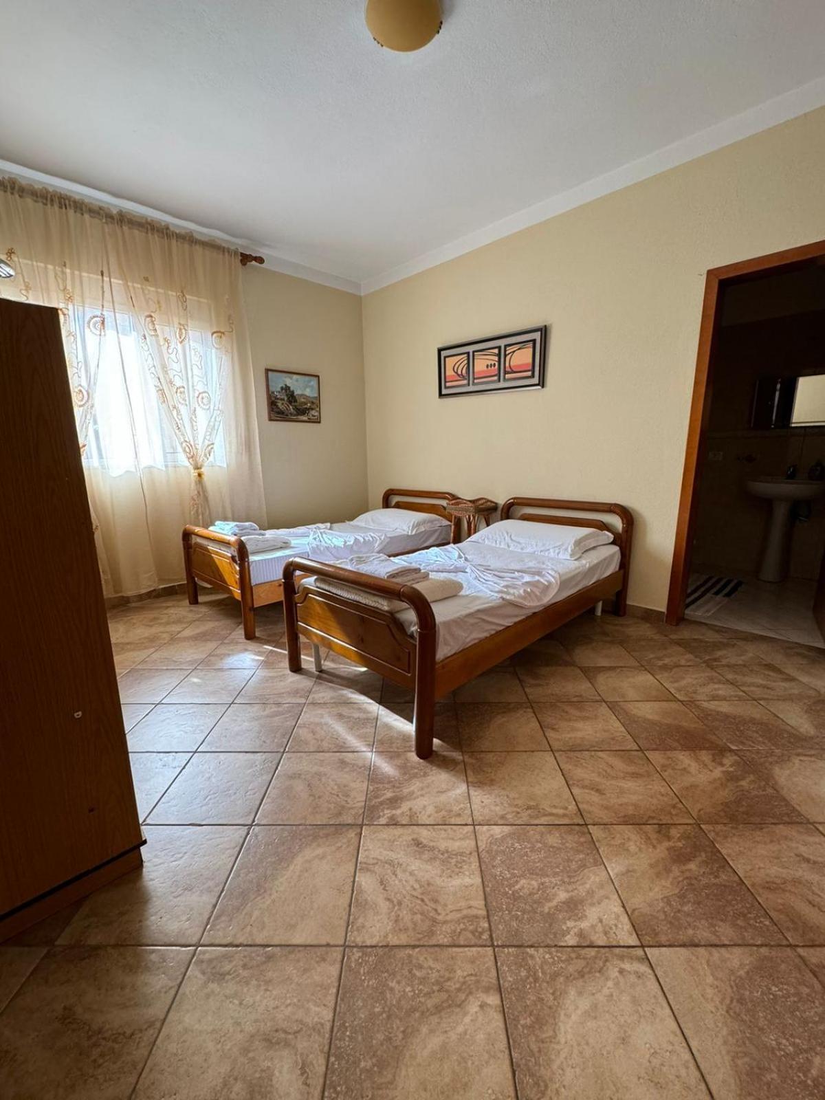 Sol Central Apartament Durrës Eksteriør billede